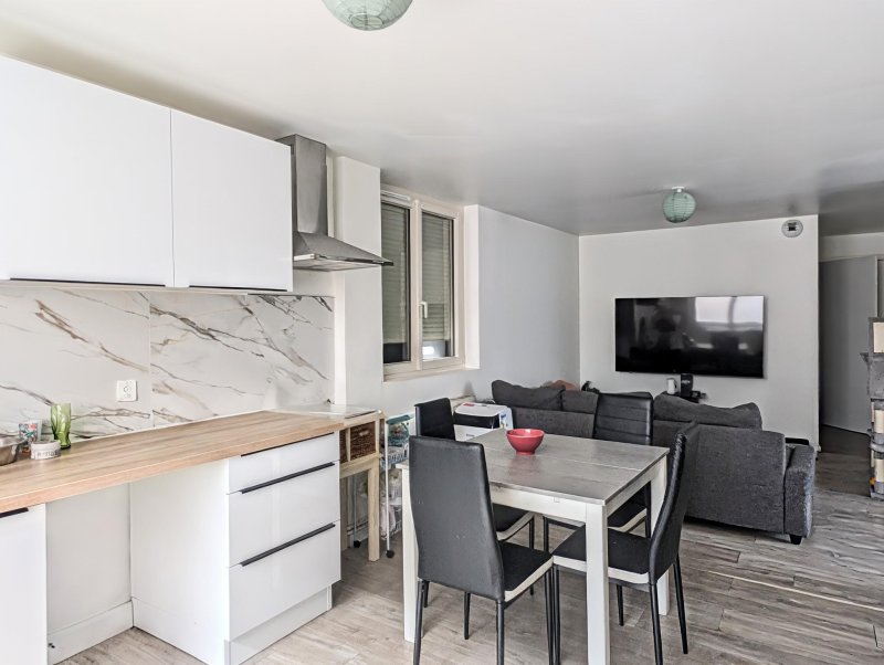 Immeuble à Chazelles-sur-Lyon (42140) - Photo 4