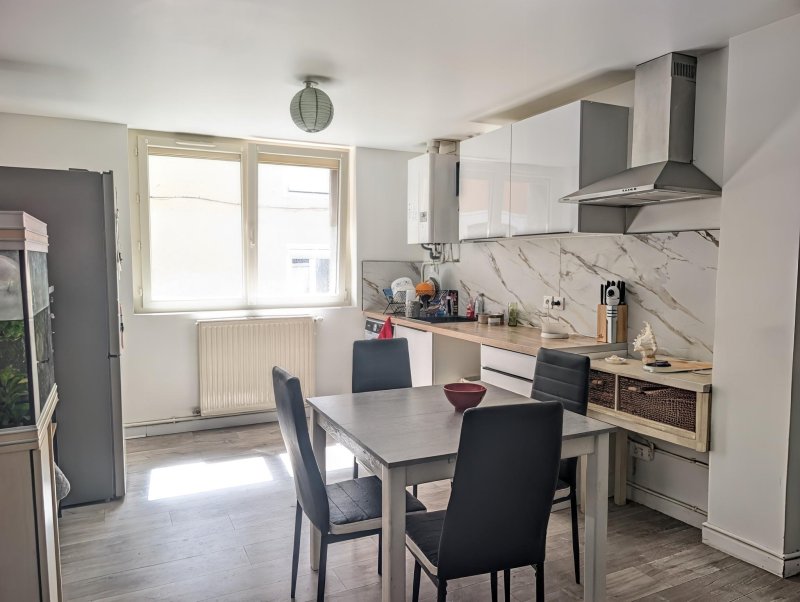 Immeuble à Chazelles-sur-Lyon (42140) - Photo 3