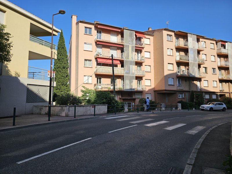 Garage / Parking à Grasse (06130)
