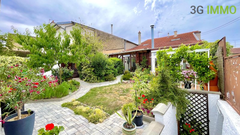 Maison avec dépendance à Charmois (54360)