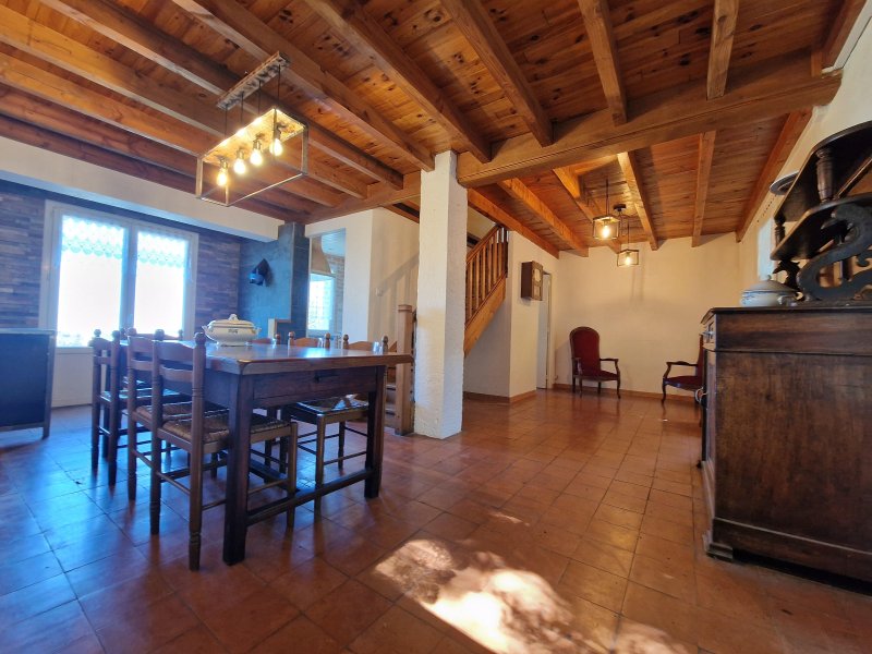 Maison T4 à Saint-Pierre-de-Trivisy (81330) - Photo 3