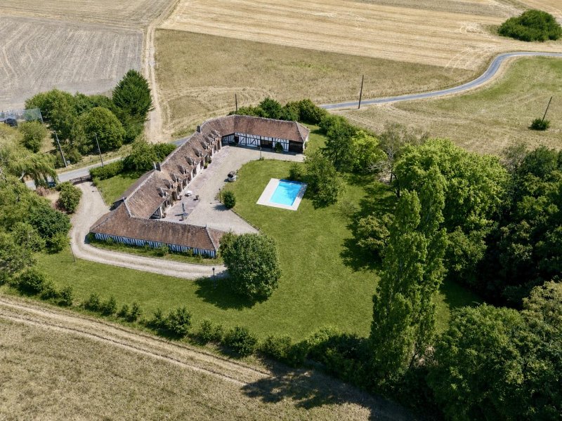 Corps de ferme à Beaune-la-Rolande (45340)