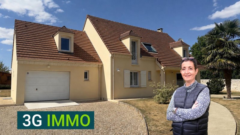 Maison contemporaine à Arnouville-lès-Mantes (78790)