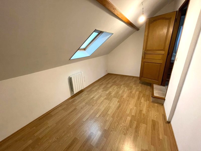 Maison à Villeneuve-la-Guyard (89340) - Photo 4