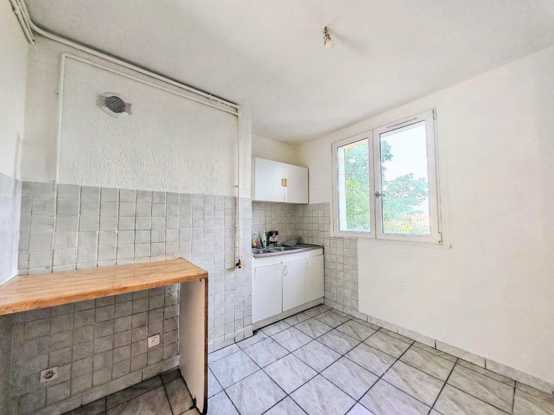 Appartement T3 à Bourg-lès-Valence (26500) - Photo 2