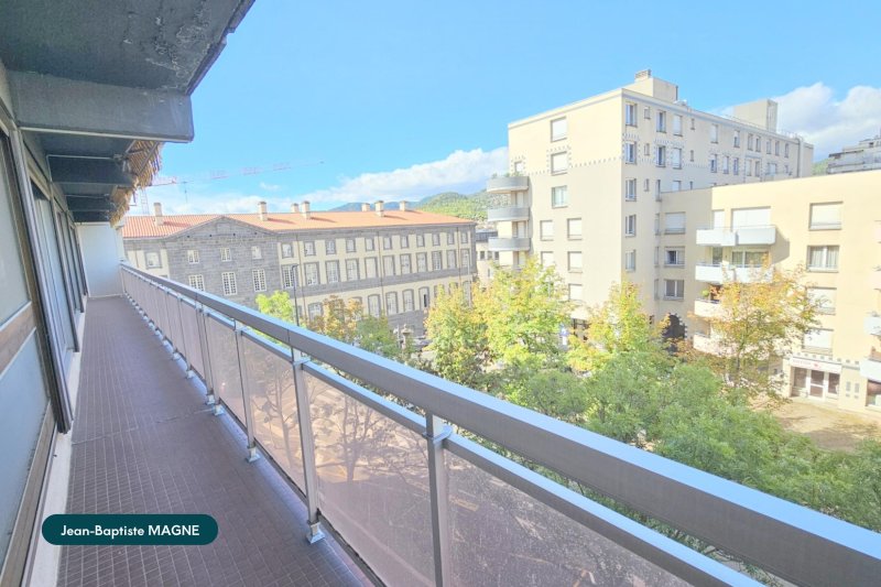 Appartement T4 à Clermont-Ferrand (63000) - Photo 2