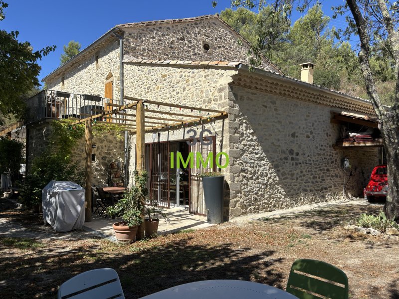 Propriété à Uzès (30700)