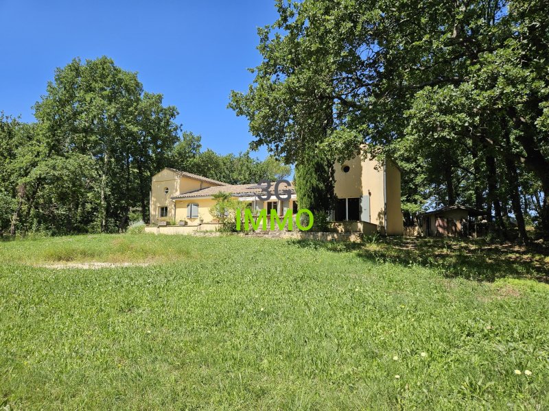 Propriété à Uzès (30700)