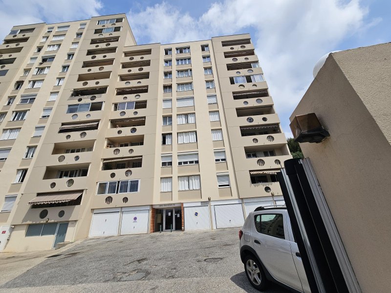 Appartement T2 à Vallauris (06220)