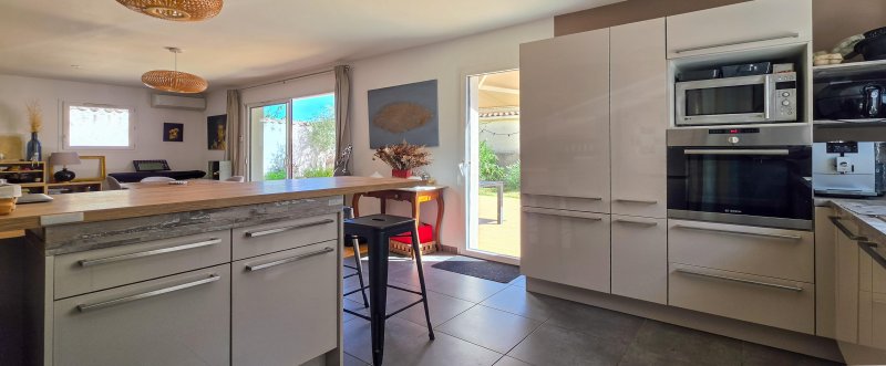 Maison contemporaine à Saint-Genis-les-Ollières (69290) - Photo 4