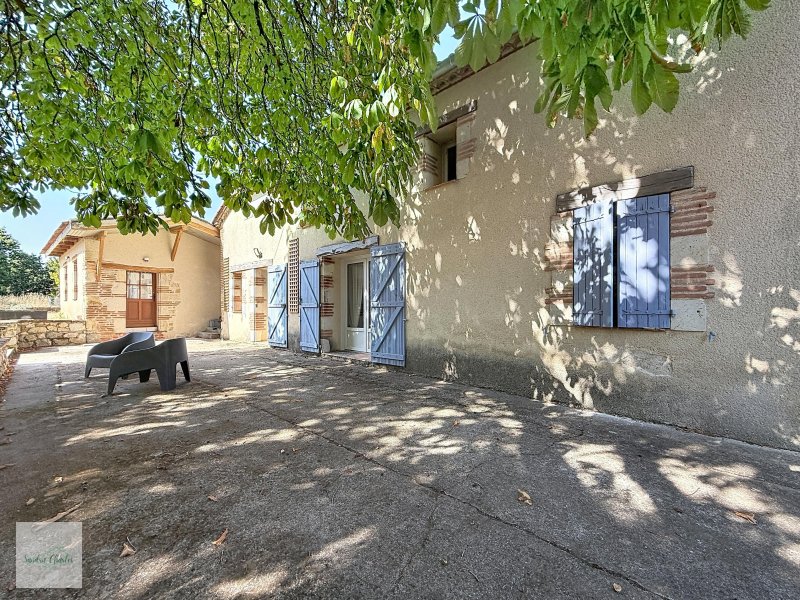 Maison avec dépendance à Auvillar (82340)