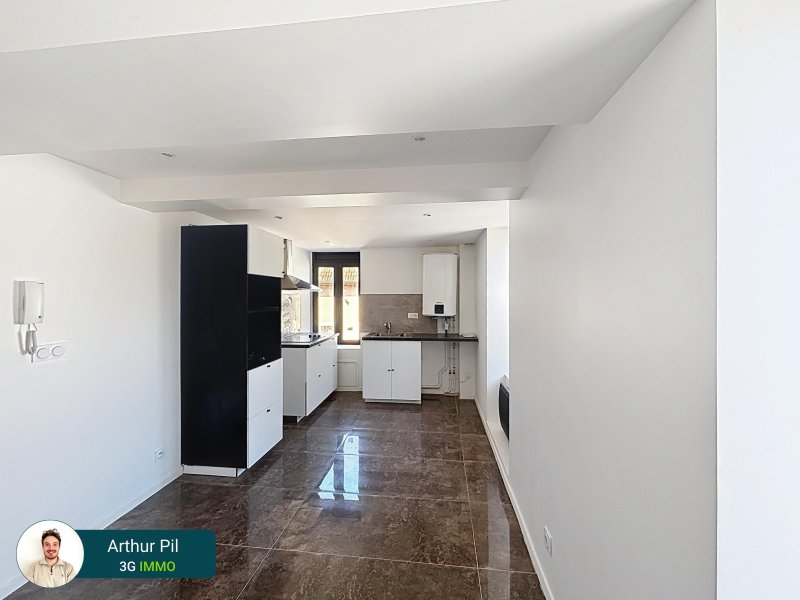 Appartement à Saint-Étienne-de-Saint-Geoirs (38590)