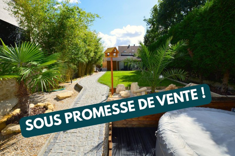 Maison de village à Issou (78440)