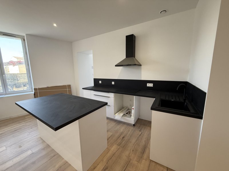 Appartement T4 à Villeneuve-sur-Lot (47300) - Photo 3
