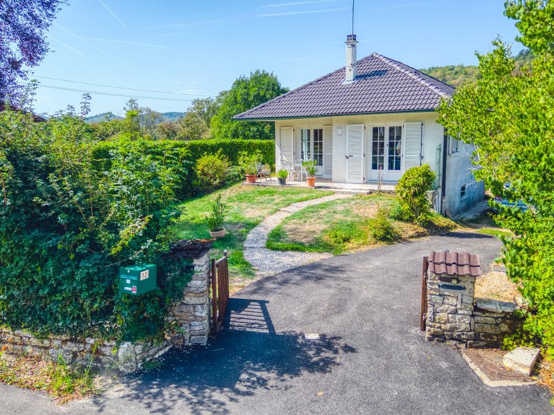Maison à Val-Revermont (01370)