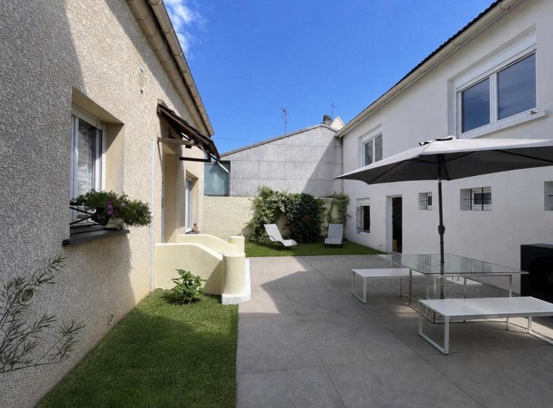 Ensemble de 2 maisons à Drancy (93700)
