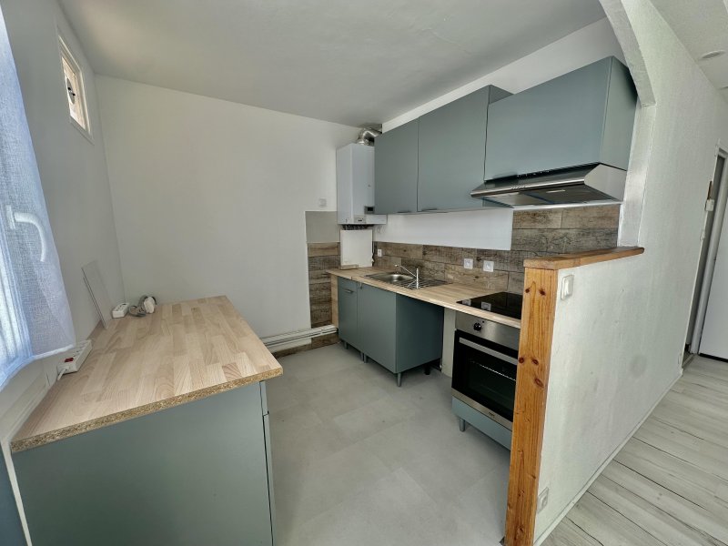 Appartement T4 à Bagnols-sur-Cèze (30200) - Photo 2