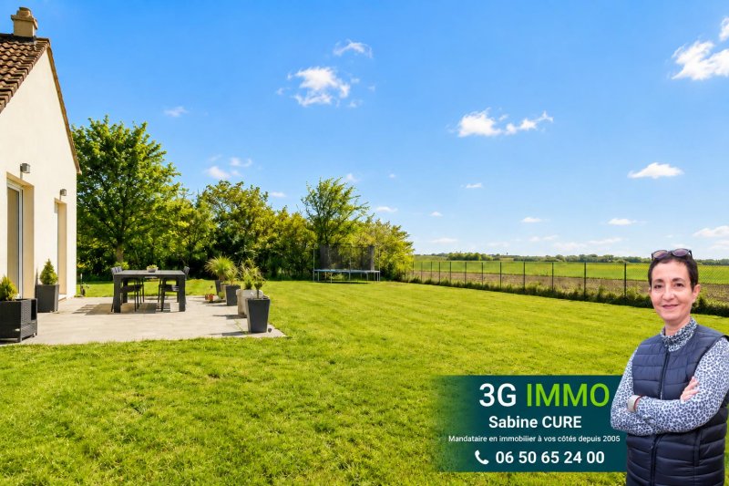 Maison et grand terrain à Houdan (78550)
