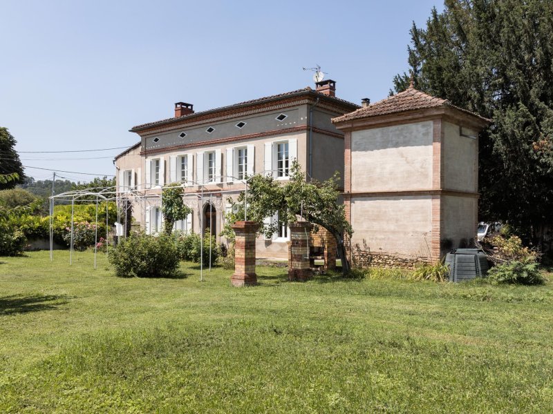 Maison de maître à Castelnau-de-Lévis (81150)