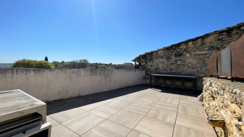 Maison en pierre à Uzès (30700)