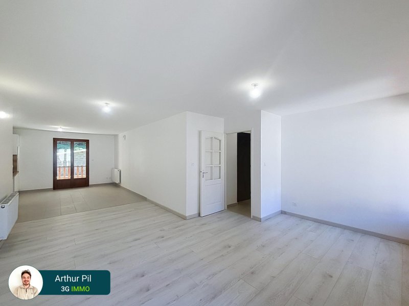 Appartement à La Tour-du-Pin (38110) - Photo 2