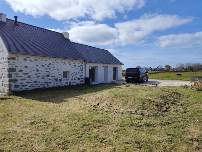 Maison contemporaine à Kerlouan (29890) - Photo 2