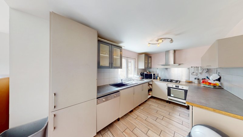 Maison T6+ à Châtenay-sur-Seine (77126) - Photo 3