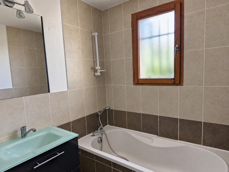 Maison de plain-pied à Montverdun (42130) - Photo 3