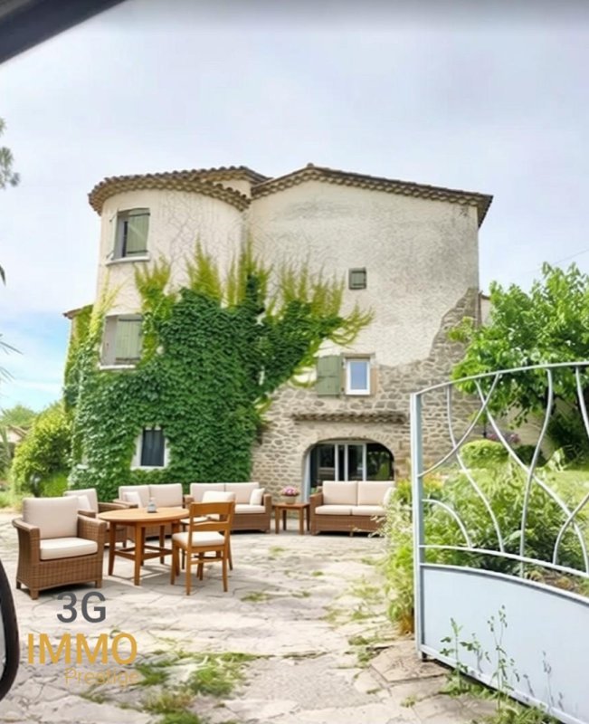 Propriété à Uzès (30700)