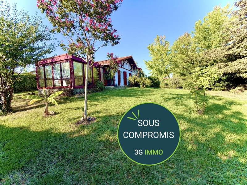 Maison de plain-pied à Saint-Palais (64120)