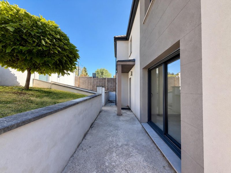 Maison T6 à Montigny-sur-Loing (77690) - Photo 3