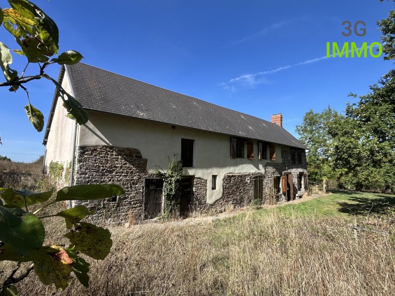 Maison et grand terrain à Tessy-Bocage (50420)