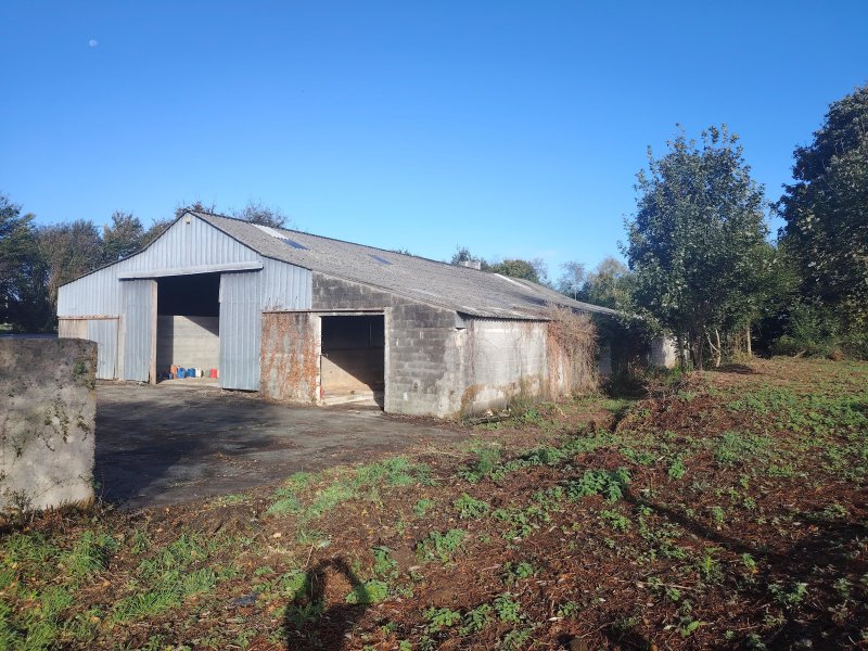Garage à Plounéventer (29400)