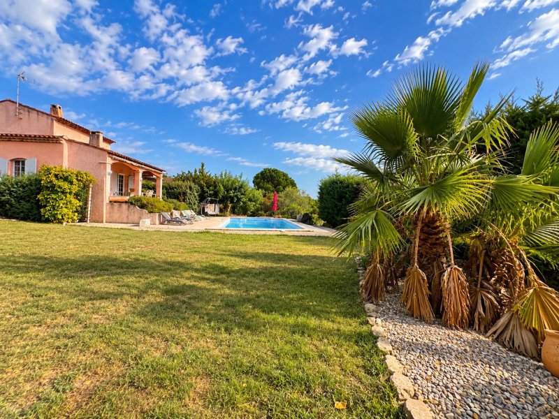 Ensemble de 2 maisons à Bagnols-en-Forêt (83600) - Photo 3