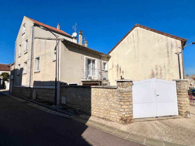 Maison à Bouafle (78410)