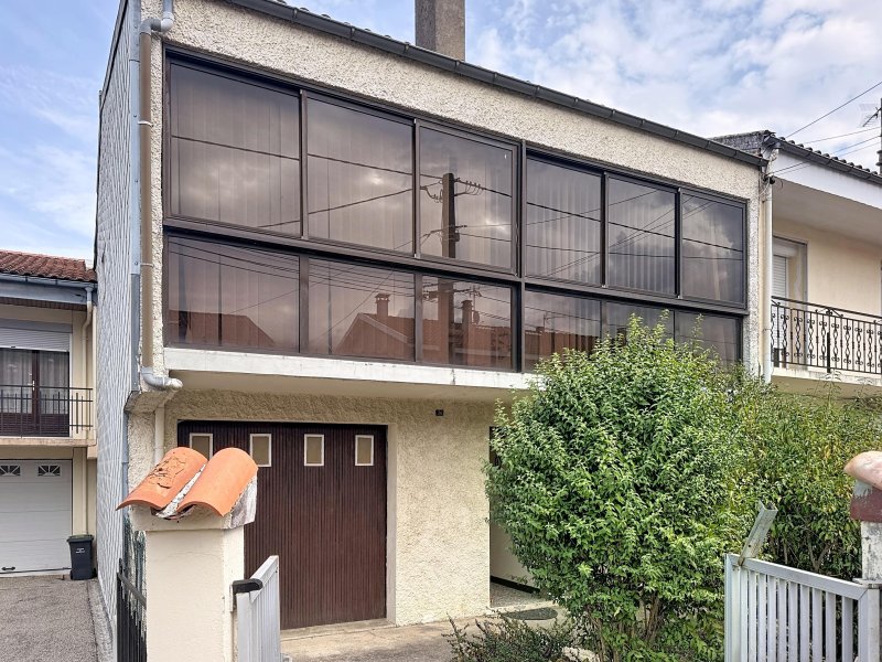 Maison mitoyenne à Lavelanet (09300)