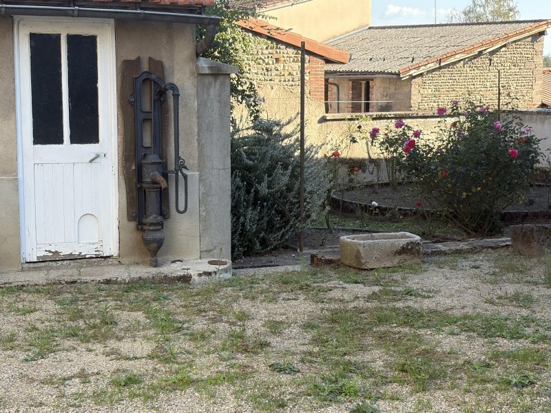 Maison à rénover à Joze (63350) - Photo 3