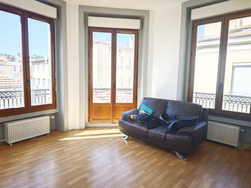Appartement à Saint-Étienne (42100)