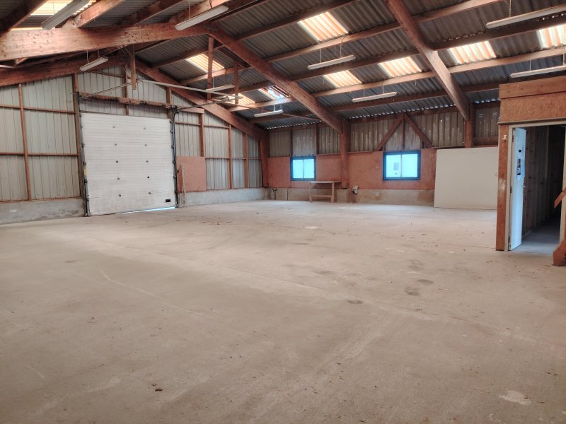 Local Industriel / Bâtiment à Guissény (29880) - Photo 5