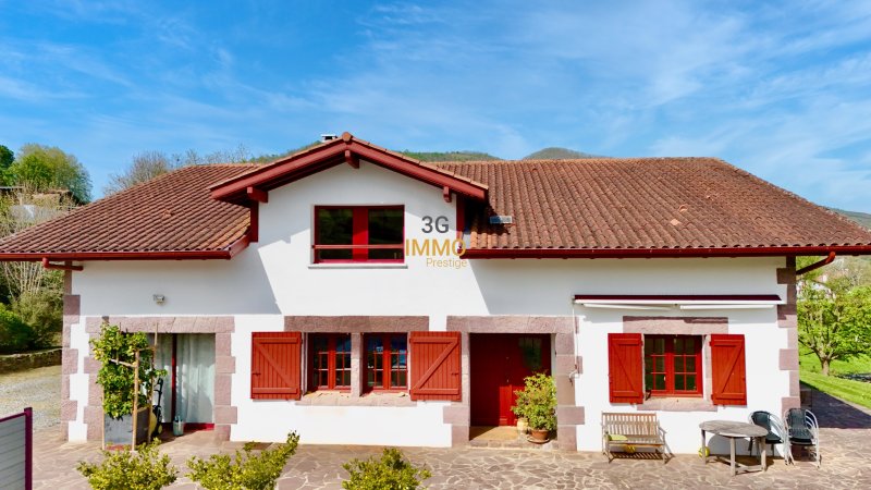 Maison avec dépendance à Saint-Jean-Pied-de-Port (64220) - Photo 2