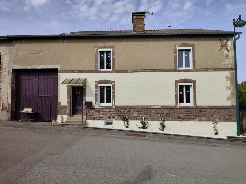 Maison de village à Claudon (88410)