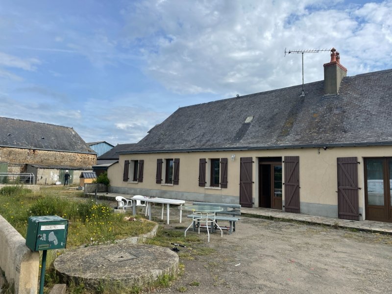Maison à Le Buret (53170)