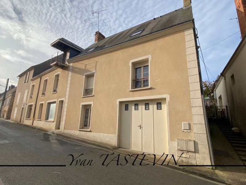 Maison à Saint-Michel-De-Chavaignes (72440)