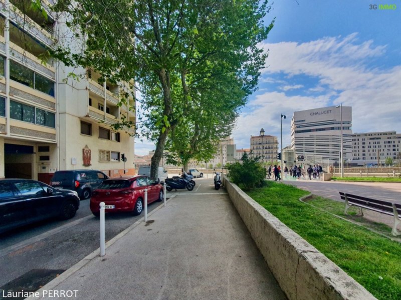 Appartement à Toulon (83000)