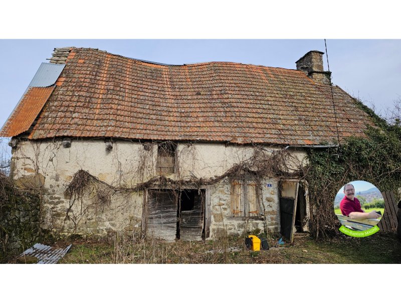 Maison à Champs-Sur-Tarentaine-Marchal (15270)