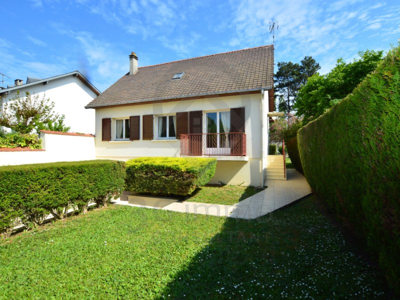 Maison à Guitrancourt (78440)