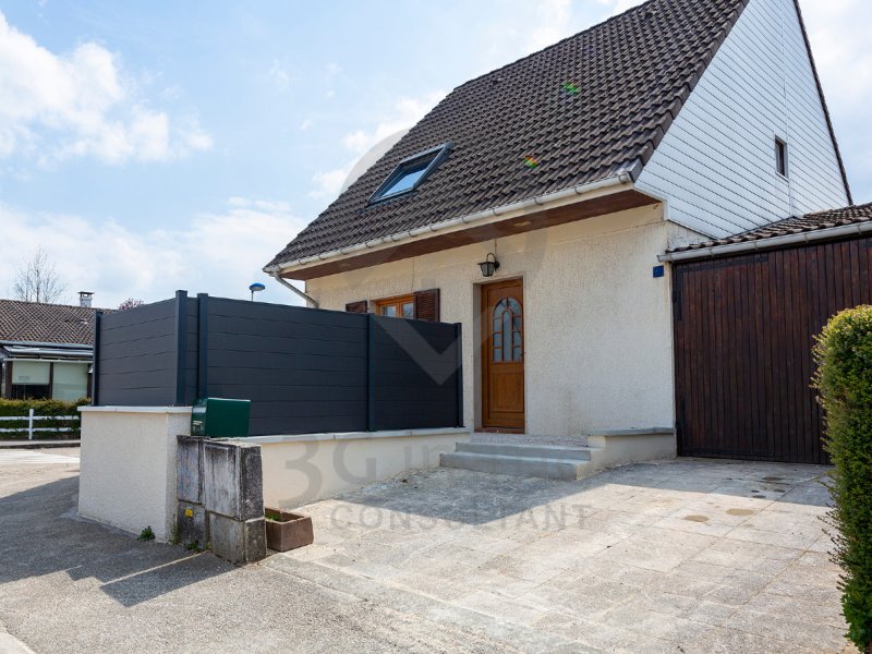 Maison à Bourg-En-Bresse (01000)