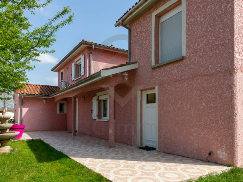 Maison à Bourg-En-Bresse (01000)
