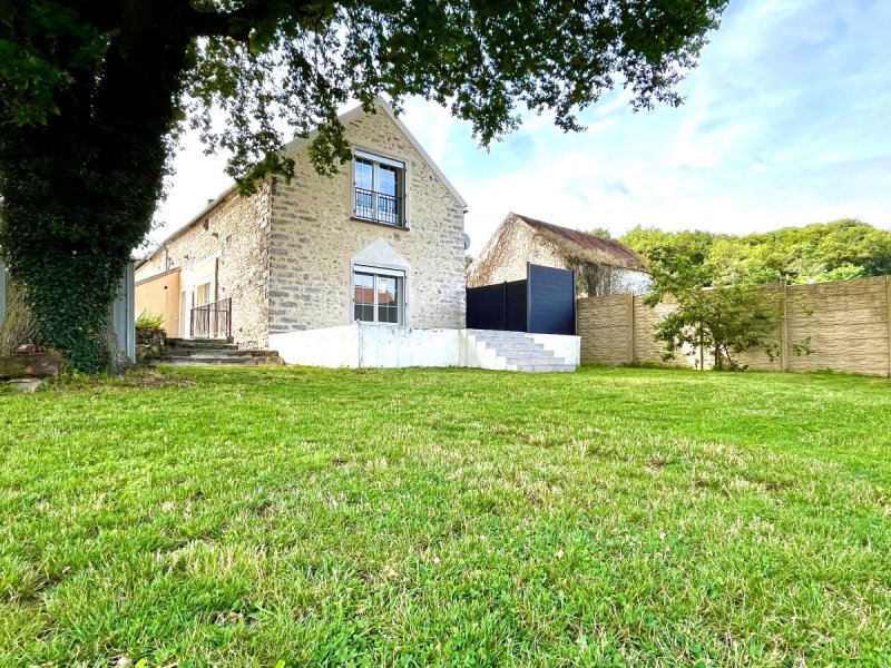 Maison à Darvault (77140)