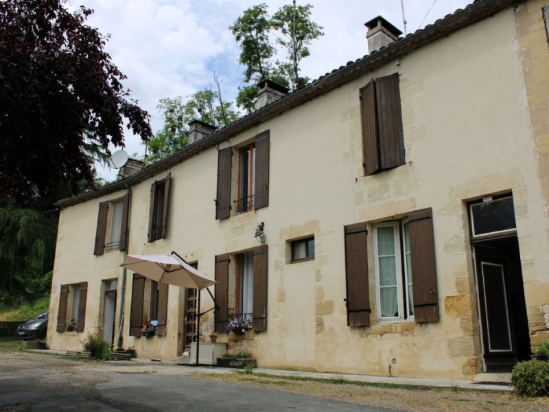 Immeuble à La Réole (33190)